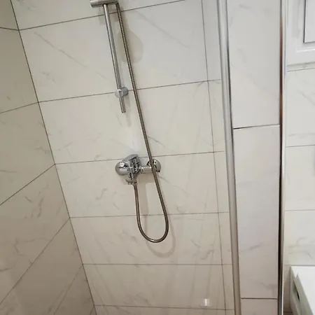 Central Apartment *