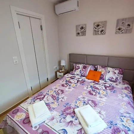 Διαμέρισμα Central Apartment
