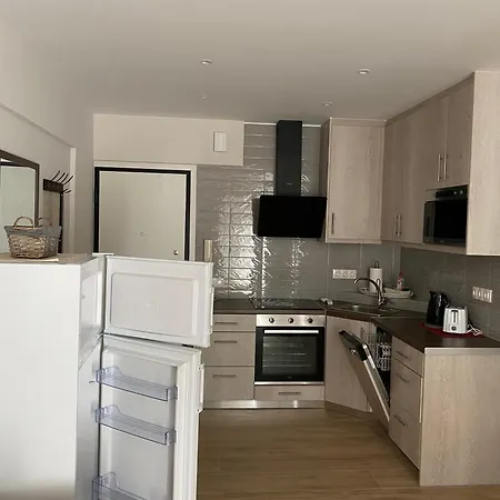 アパート Central Apartment ルートラキ